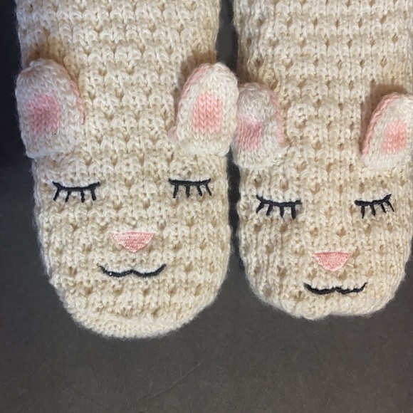 Jane and Bleecker Lamb Socks - Picture 2 of 5